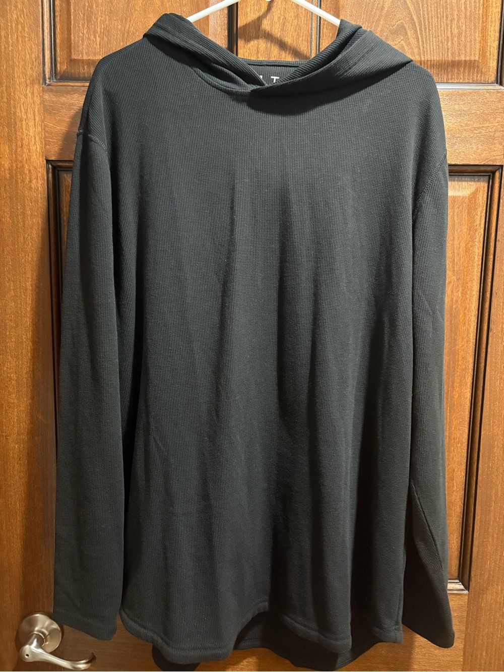Bylt NWOT Men's Black Hooded Long-Sleeve Shirt. Large.